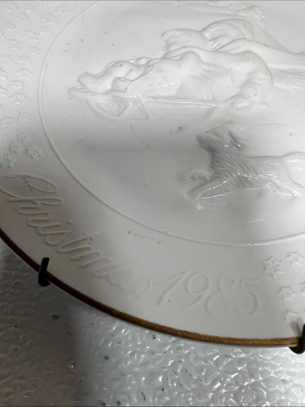 A child's Christmas , Porcelain trimmed 24K gold, A fine collectible AVON, 1985